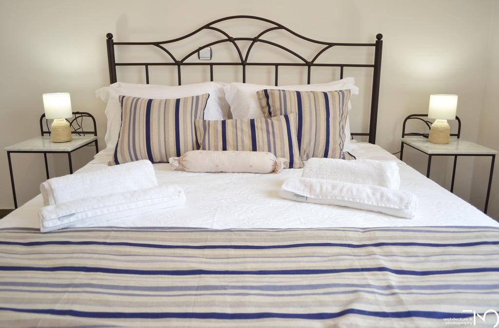 Ariadne & Theseus Apartments Naxos City Exterior photo